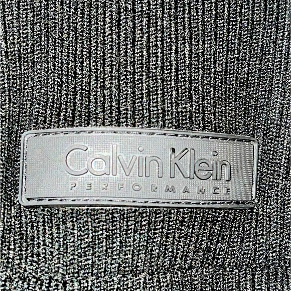Calvin Klein Performance Vest - Picture 10 of 11